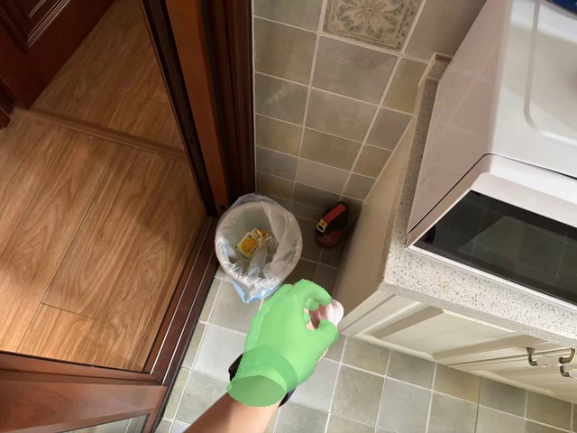 Throw the garlic into the trash can
